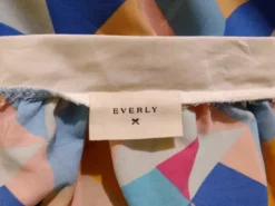 Falda Marca Everly Blanco Con Colores Talla Chica -Lee || Dockers Soldes Boutique D NQ NP 808085 MLM46942646959 082021 O