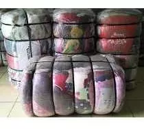 Lote De Ropa Americana De Uso Buen Estado Calidad Eco 100pzs