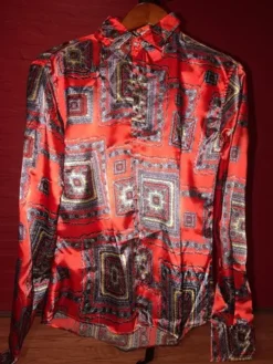 Camisa Marca: Rocami, Material: Seda.